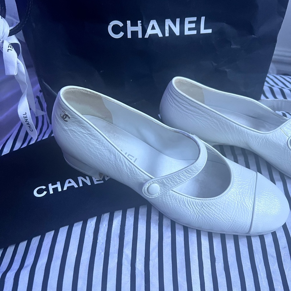 authentic Chanel Mary Jane Pumps.